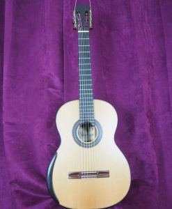 Guitare classique luthier Robin Moyes barrage radial Simon marty