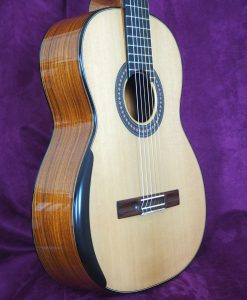 Guitare classique luthier Robin Moyes WWW.GUITARE-CLASSIQUE-CONCERT.FR