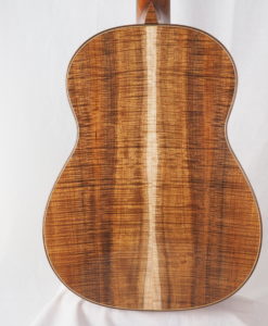 Graham Caldersmith luthier guitare classique No 19CAL113-03
