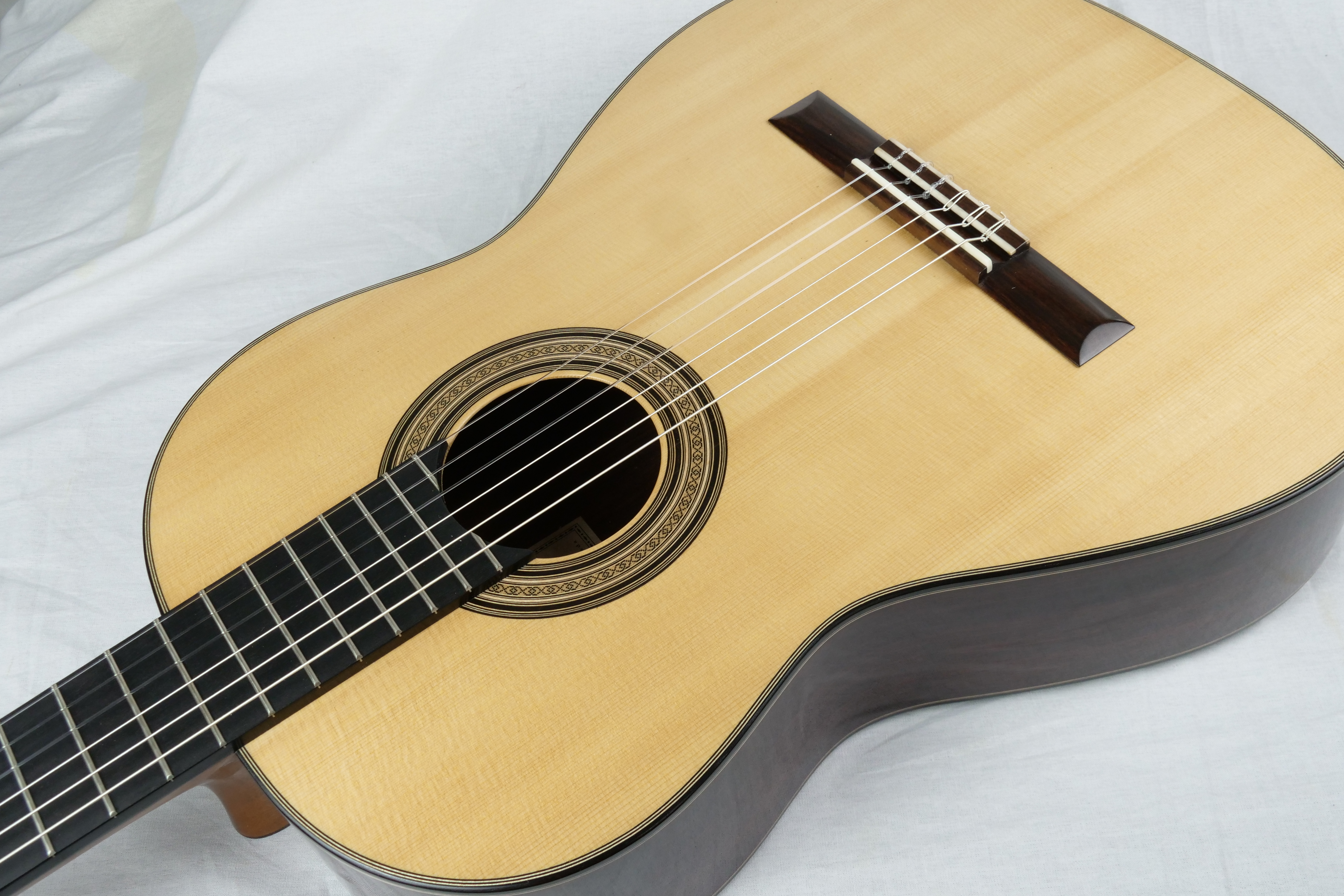 Perry Concert guitare 2026 n° 267 - Canada – Image 2