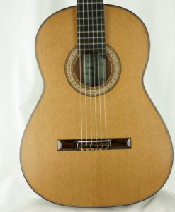 guitare classique luthier O'Leary guitare n°277 face