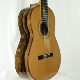 guitare classique luthier O'Leary guitare n°277 profil