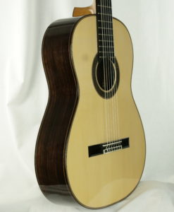 guitare classique du luthier Daniele Marrabelle 2024 profile