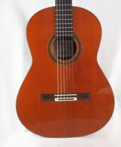 Daniel Friederich luthier guitare classique 19FRI653-07
