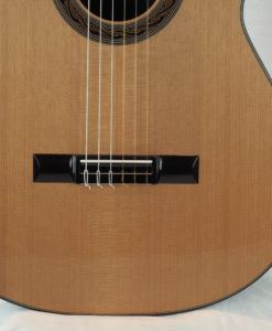 Kim Lissarrague luthier www.guitare-classique-concert.fr No 335 19LIS335-08