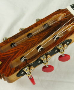 guitare classique luthier Andreas Madimenos tête et mécaniques