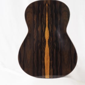 Guitare classique luthier Kim Lissarrague