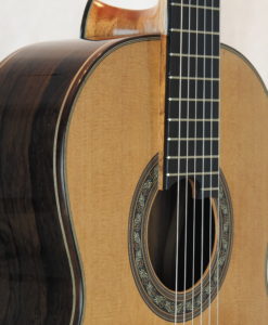 Charalampos Koumridis luthier www.guitare-classique-concert.fr No 138 19KOU138-04