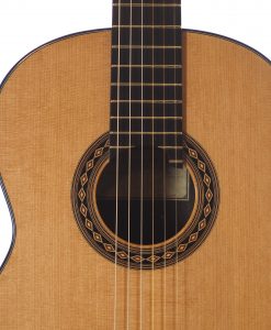Guitare classique du luthier Kim Lissarrague
