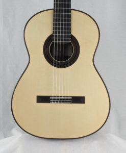 luthier Dennis Tolz double-table Guitare classique www.guitare-classique-concert.fr 19TOL019-04