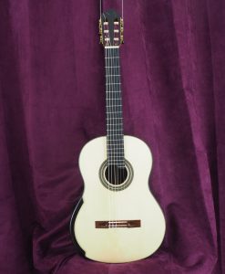luthier stanislaw Partika guitare classique