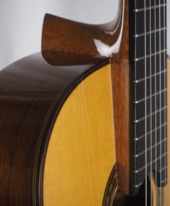 Masaki Sakurai luthier modèle maestro 2015 guitare classique