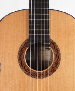 Kim Lissarrague luthier guitare classique n°301 18LIS301-08