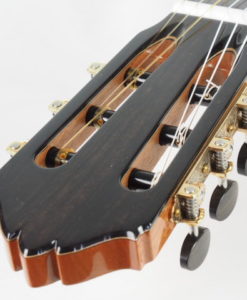 Kim Lissarrague luthier guitare classique n°301 18LIS301-02 www.guitare-classique-concert guitare à vendre