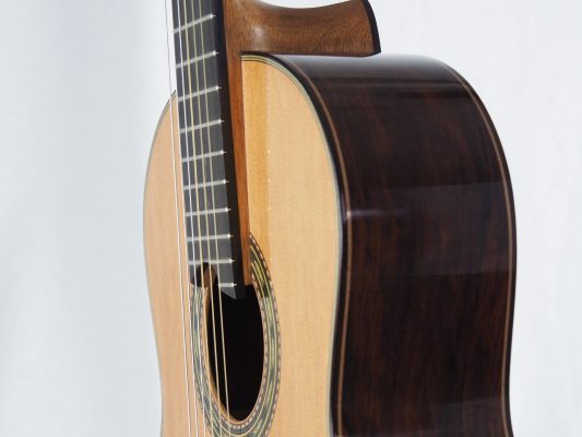 Luthier Keijo Korelin guitare classique double-table 17KOR093-08