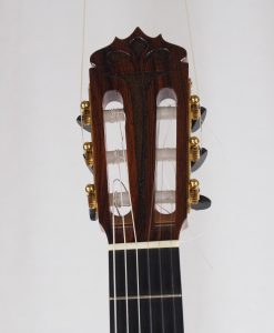 Luthier Yuichi Imai guitare classique de concert