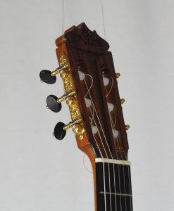 Luthier Yuichi Imai guitare classique de concert