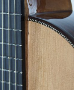 Stanislaw Partyka guitare classique de luthier table lattice