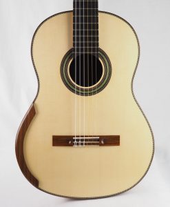 Stanislaw Partyka guitare classique de luthier table lattice