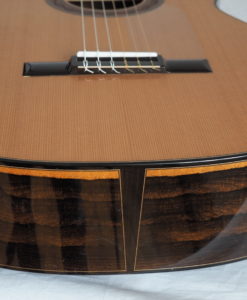 Kim Lissarrague luthier guitare classique No 19LIS328-01
