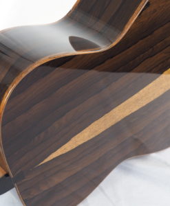 Kevin Muiderman luthier guitare acoustique No 19MUI223-01