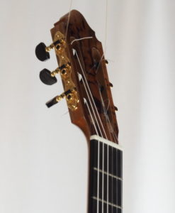 Luthier John Price guitare classique