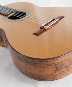 Luthier John Price guitare classique