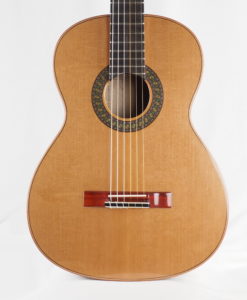 Vasilis Vaseleiadis luthier guitare classique