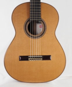 Young Seo Guitare classique modèle Special 2017
