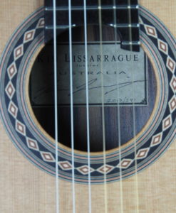Kim Lissarraque luthier guitare classique