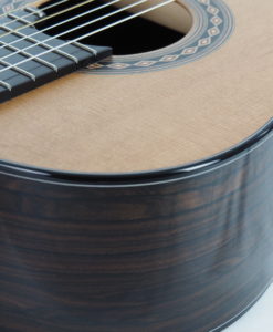 Kim Lissarraque luthier guitare classique