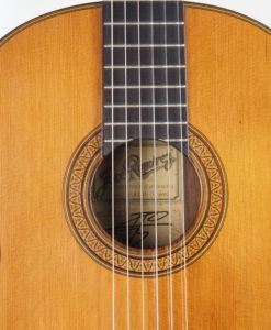 Luthier Jose Ramirez guitare classique