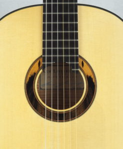 Kim Lissarrague guitare classique luthier No 19LIS311-16