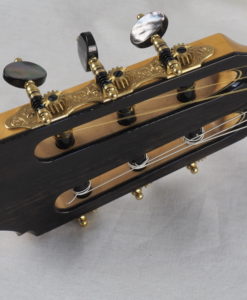 Kim Lissarrague guitare classique luthier No 19LIS311-06