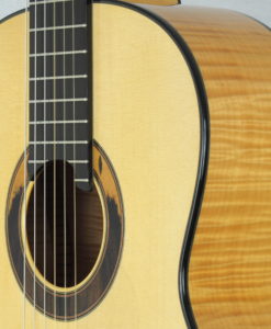 Kim Lissarrague guitare classique luthier No 19LIS311-11